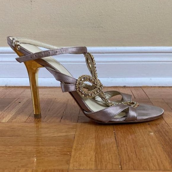 High heels BCBG Max Azria - Picture 1 of 3